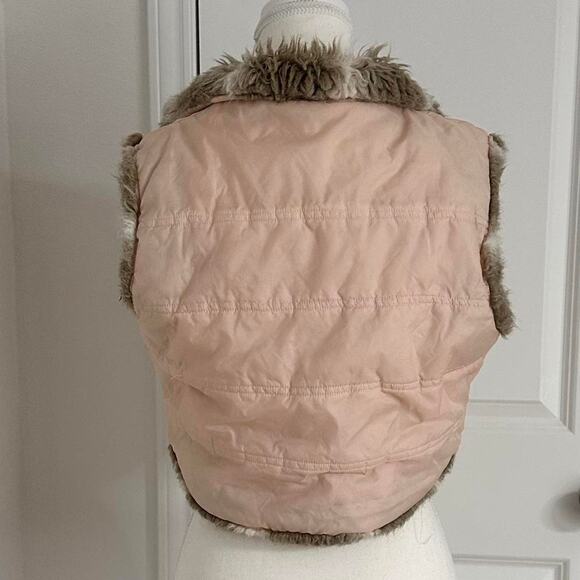 Vintage Baby Pink Fur Y2K Size Small Vest 2000s  Rue 21 - Picture 5 of 5